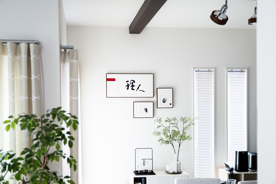 カッコかわいい 命名書と手形 足形フレームのウォールデコ 点と線でつくる 手書きアートと雑貨のアイデア帖