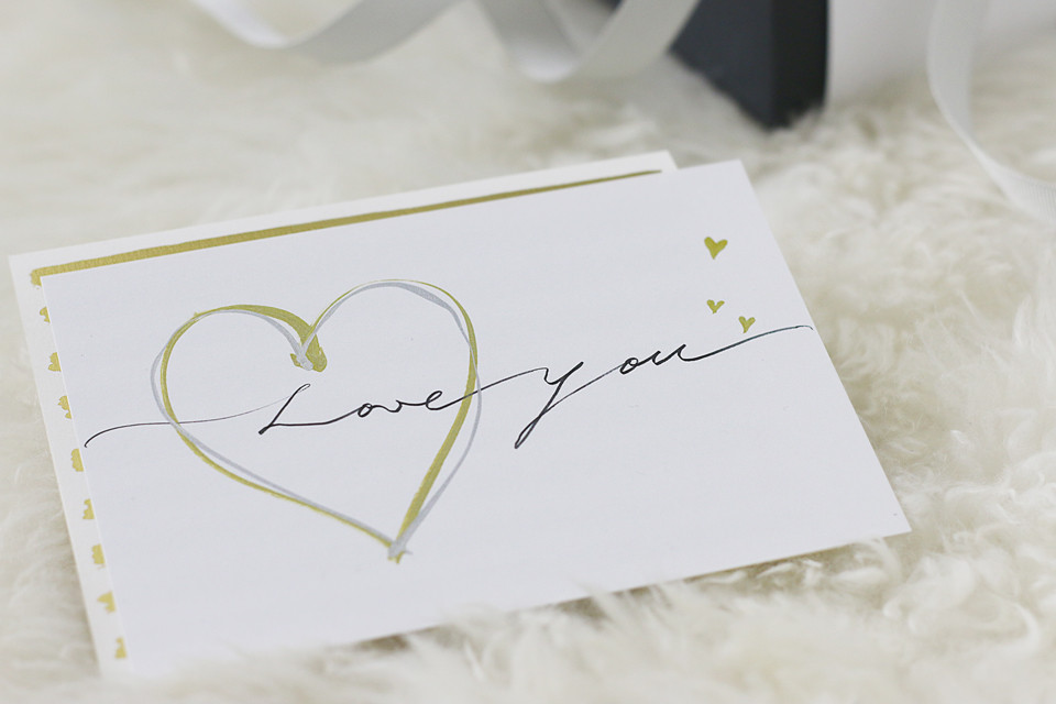 ゆったり優雅な筆記体のバレンタインカードを書くコツ 点と線でつくる 手書きアートと雑貨のアイデア帖