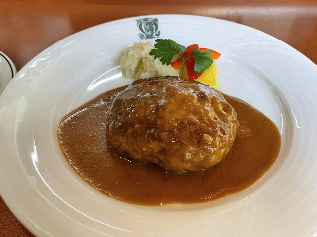 仔猫といっしょ計画 : アルハムブラ(スペイン料理/東京・西日暮里)