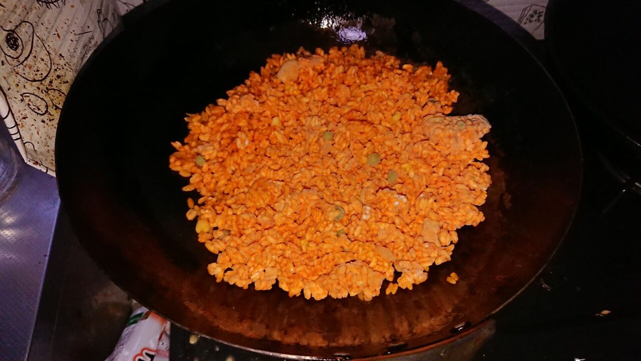 100円ローソンの冷凍チキンライスを活用してオムライス 男の簡単 趣味の料理