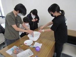 ⑤