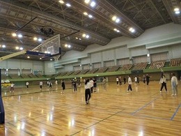 ④