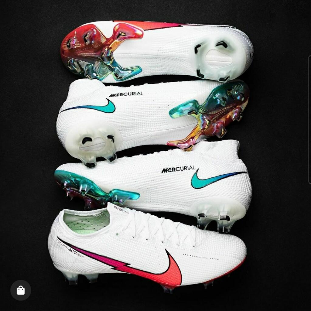 ナイキ フラッシュクリムゾンパック 公開 0014のblog