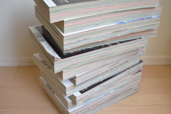 積読したまま放置される本や雑誌