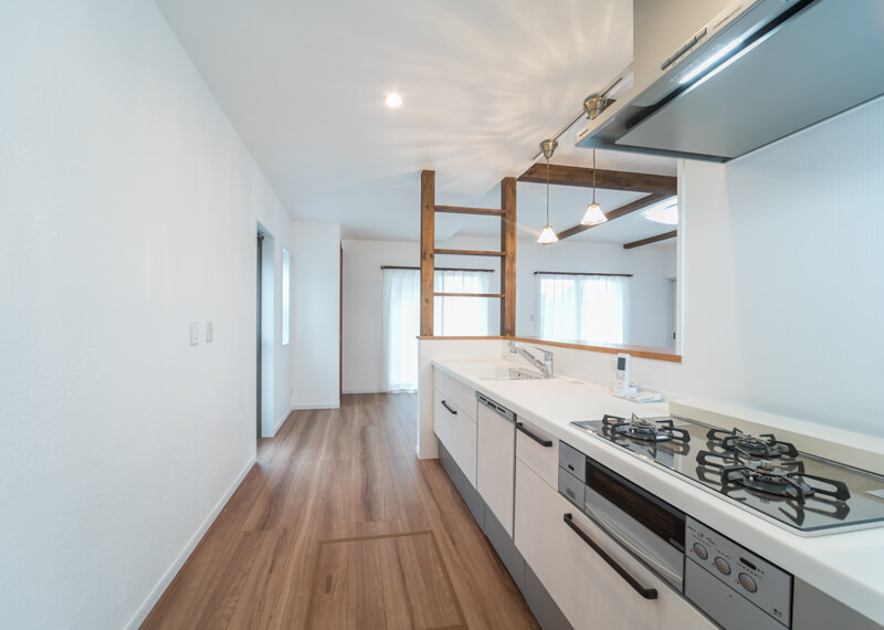 おしゃれなアイランドキッチンはパナソニックのラクシーナ 注文住宅ブログ 大阪京都で注文建築専門の工務店は匠建枚方