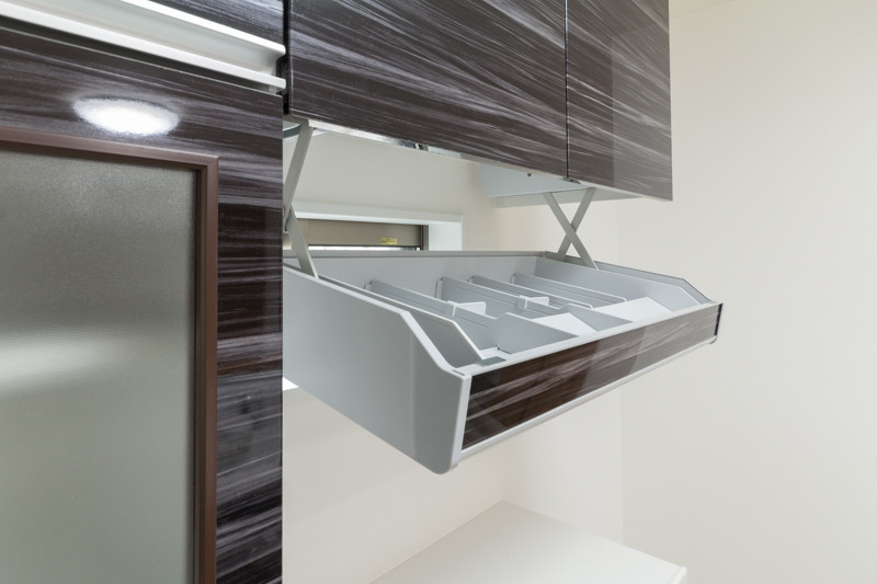 タカラのホーローキッチン 手が届きやすい位置に便利な収納アイラック 注文住宅ブログ 大阪京都で注文建築専門の工務店は匠建枚方