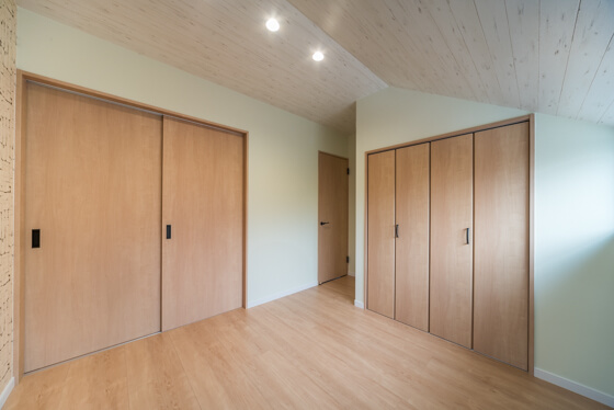 扉を閉めるとこのようにそれぞれプライベートなお部屋としても活用できます