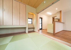 和室からキッチンを