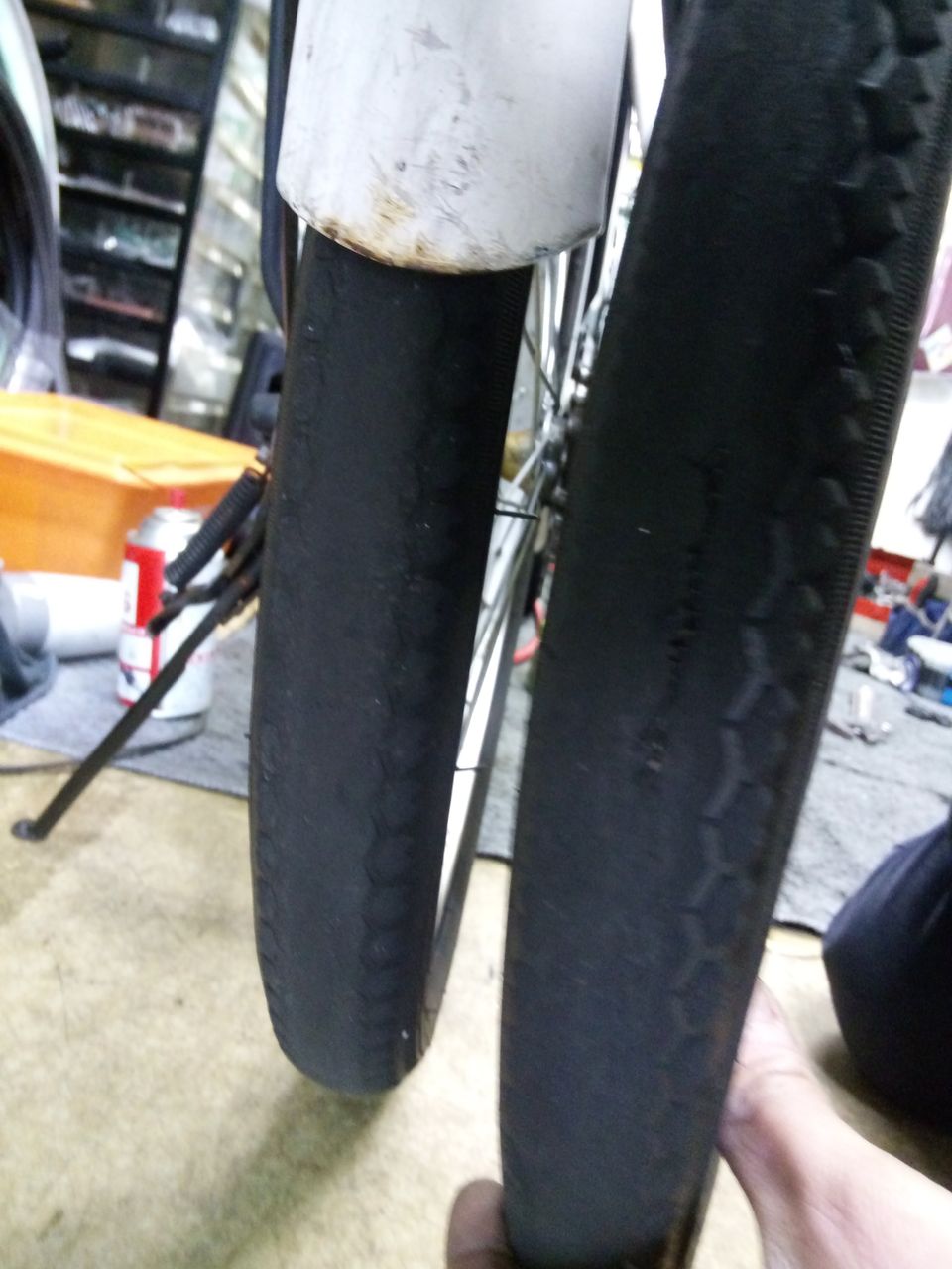 タイヤの寿命２ 商店街の自転車屋 曙光輪業 Shokou Cycle