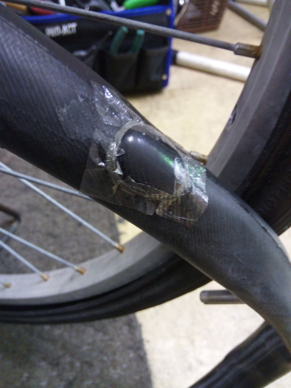 パンク 修理 自転車