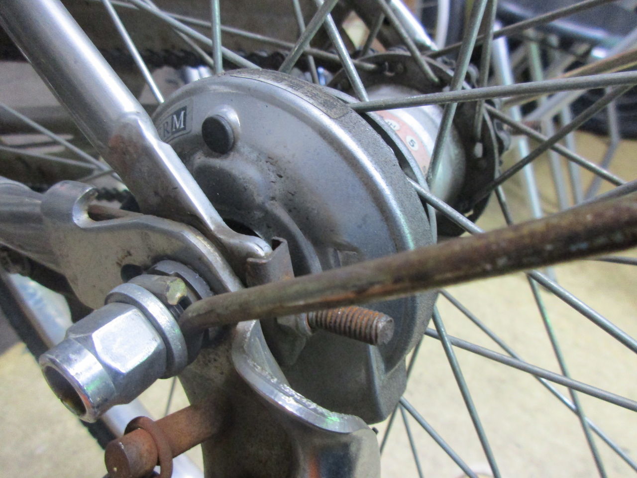 自転車 傷 修理 代