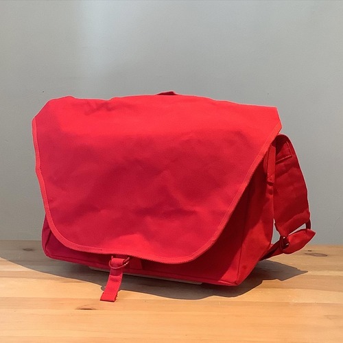 C0D3E47B-5180-4499-A6DA-945C1E671CC1