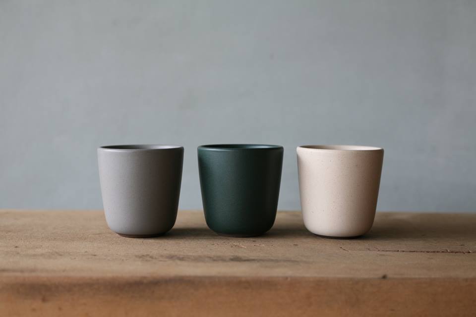 SUEKI CERAMICSのshort cupが残りわずかとなりました。つい手に取り