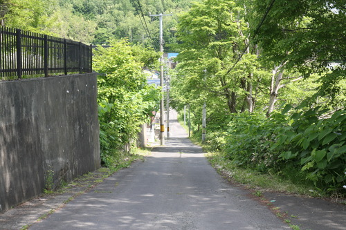 １