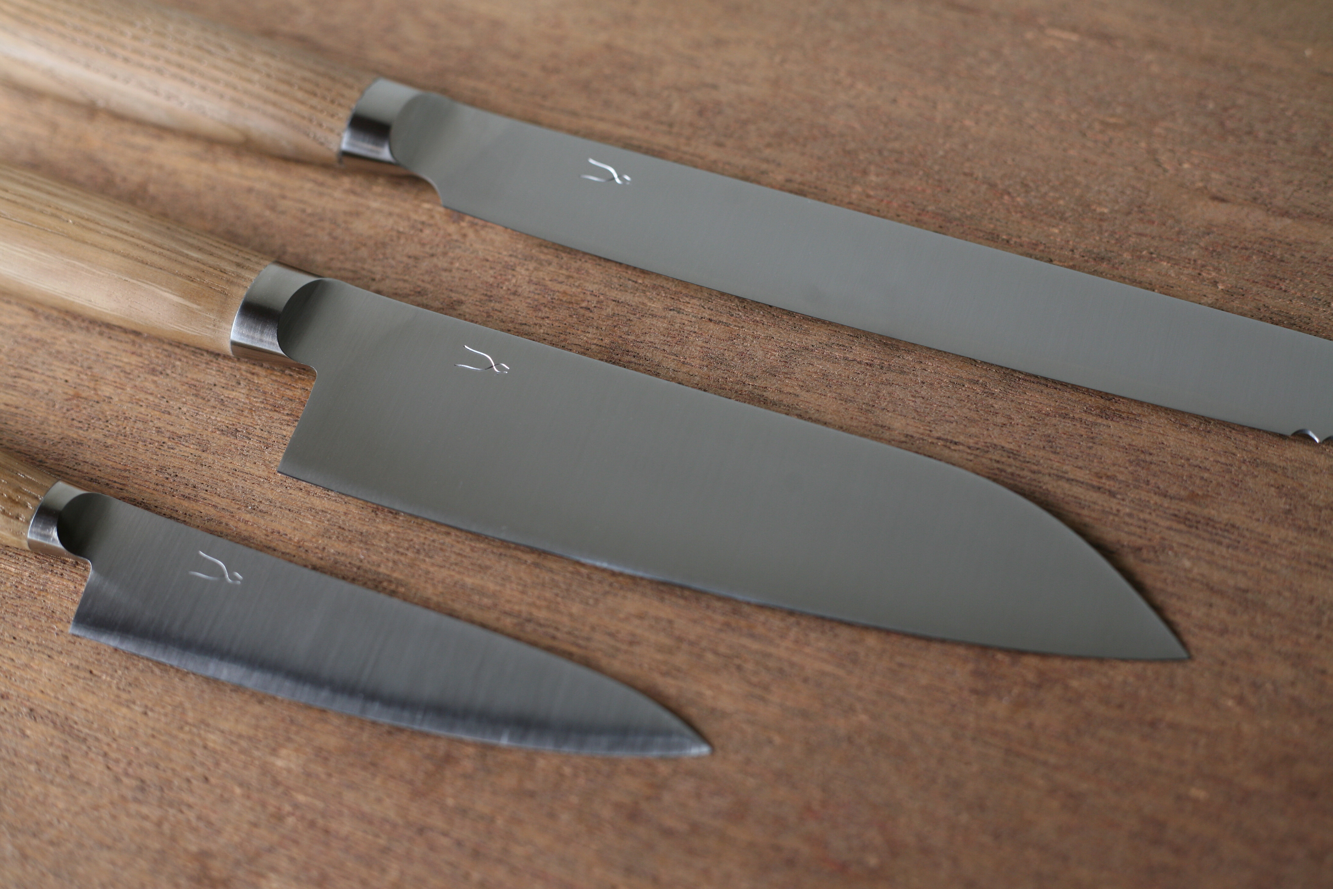 乃が美 の食パンを切りました 余りの切れ味に怖いくらいでしたが 滑らかな断面に感動しました 職人 Comブログ