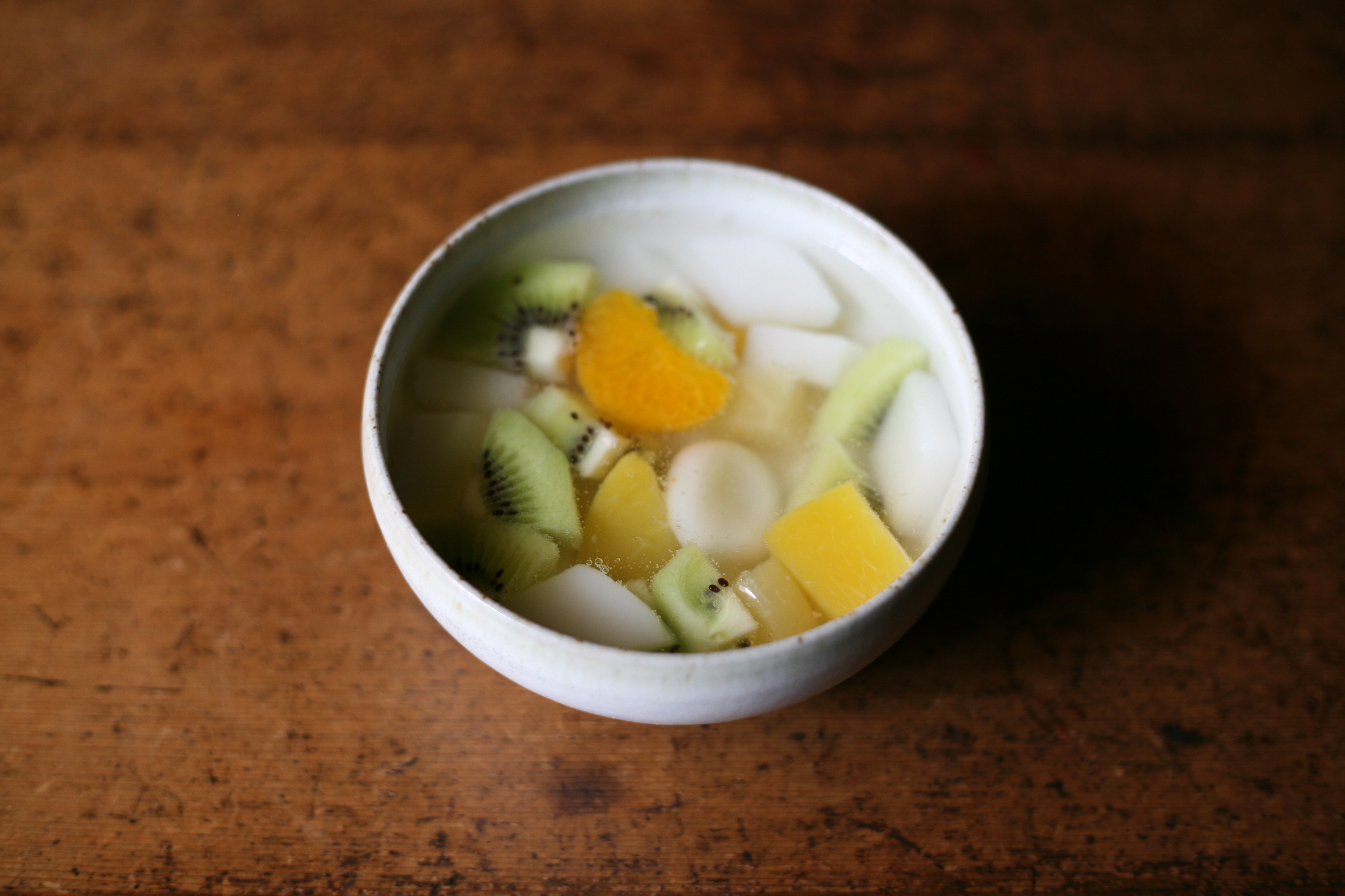 昭和レトロなフルーツポンチ】ここ最近、若者の間では「昭和