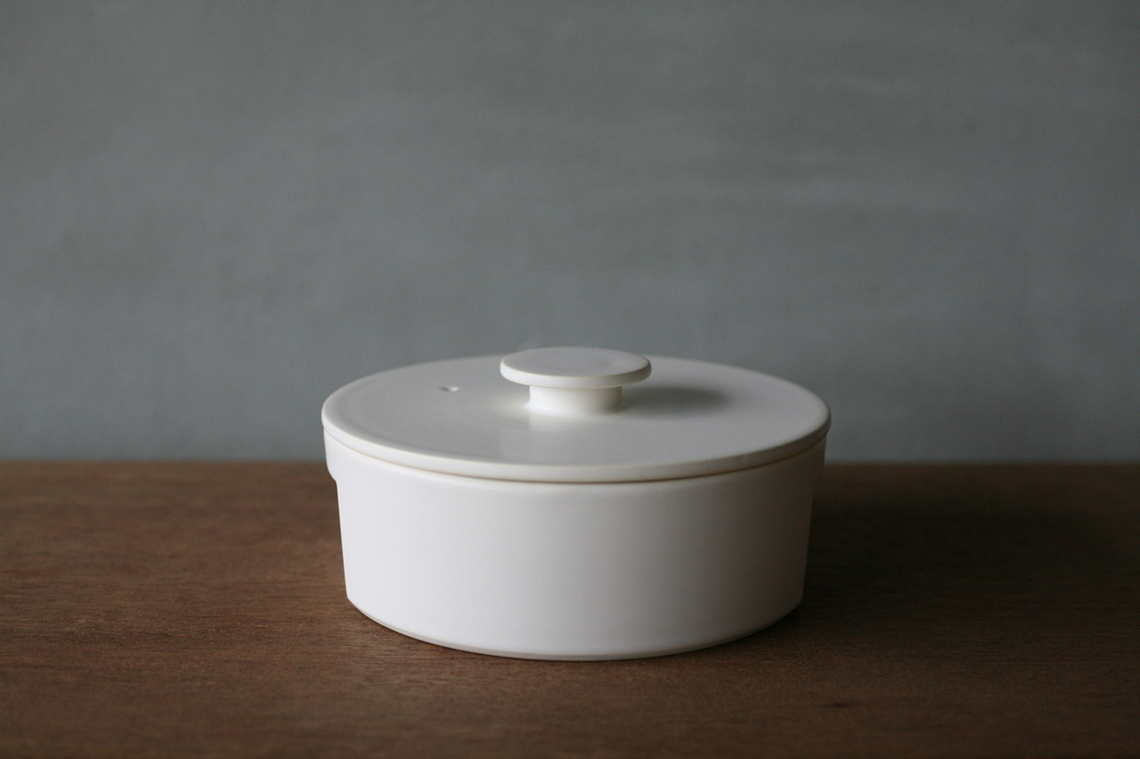 新到商品 日本工业设计大师秋田道夫先生的作品 舍弃一切多余装饰的土锅 职人 Com博客 新到商品 日本工业设计大师秋田道夫先生的作品 舍弃一切多余装饰的土锅 职人 Com博客