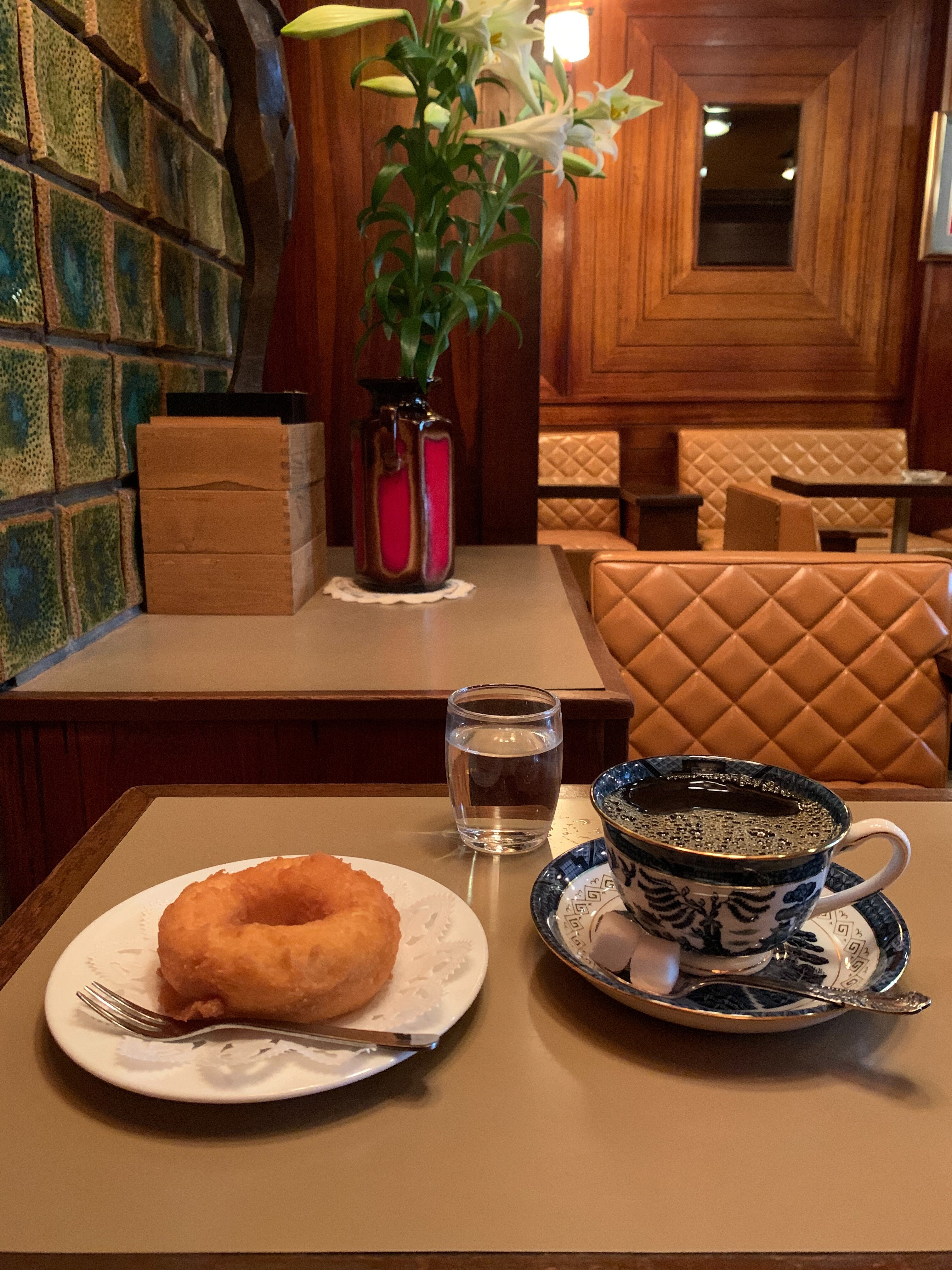 1976年製】フランチェスカ／イギリス製 ボーンチャイナ 女性