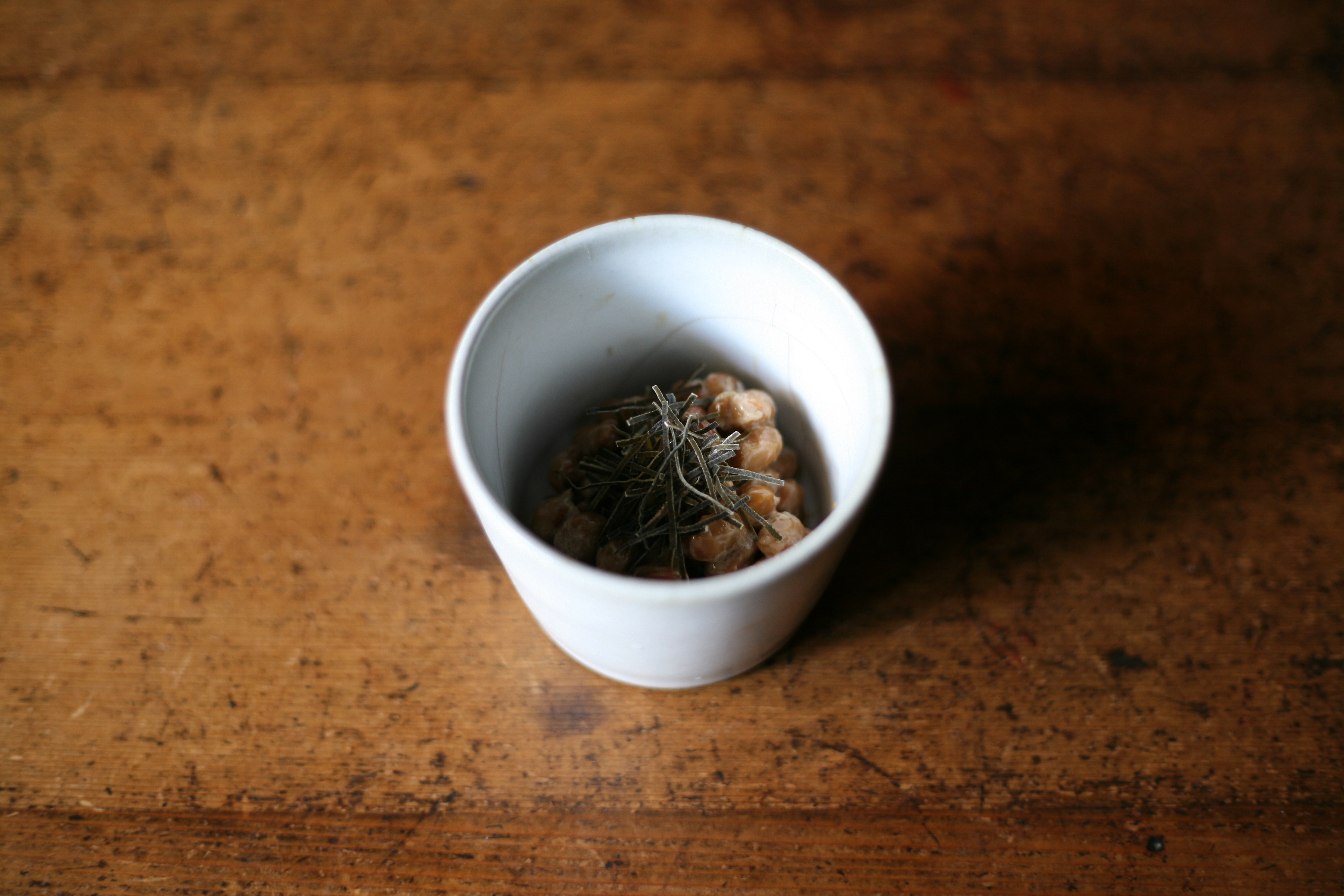 探尋納豆的新吃法 納豆可以稱得上是日本人的國民美食 有趣的是 日本人之間 不同的人存在著不同的吃法 有的加蔥 有的加雞蛋 還有的加泡菜 亦或是加切碎的 紫蘇葉 職人 Com網誌 探尋納豆的新吃法 納豆可以稱得上是日本人的國民美食 有趣的是 日本人之間 不同的人存在著不同的吃法 有的加蔥 有的加雞蛋 還有的加泡菜 亦或是加切碎的 紫蘇葉 職人 Com網誌