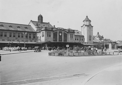 Kyoto_Station_Early_Showa