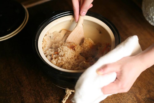 23659496_871965762972706_5881511944605933168_n