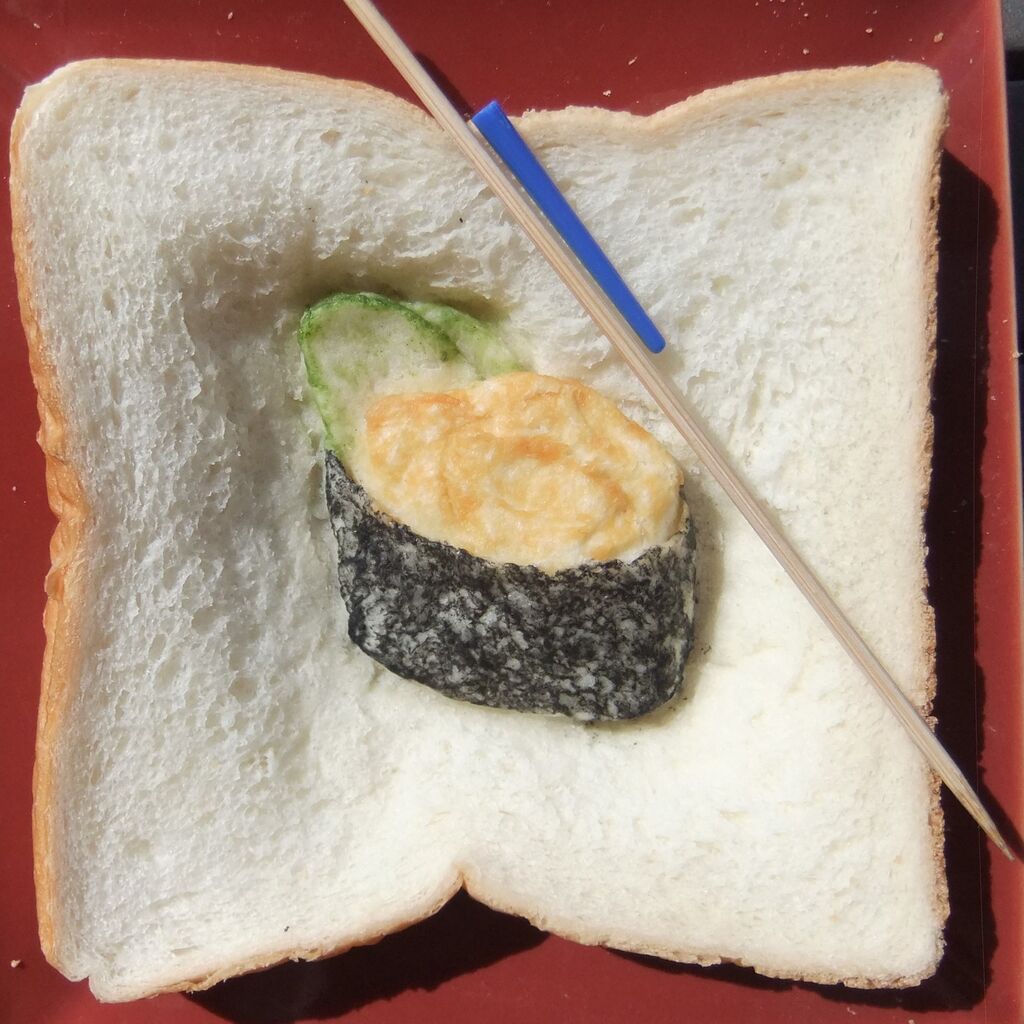 ウニ軍艦巻き 食パンの窓