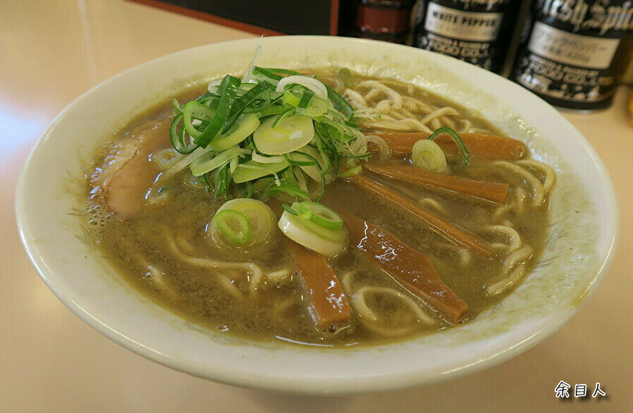 自家製麺 たかはし中華そば店 ＜中華そば・アブカタ・ネギ増し＞ -青森