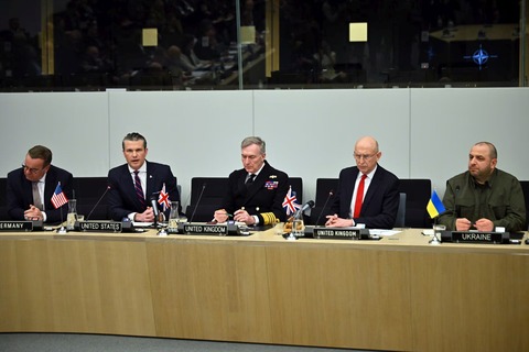 ヘグセスThe Nato meeting in Brussels in February
