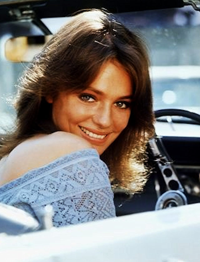 Jacqueline Bisset-Pug (17)