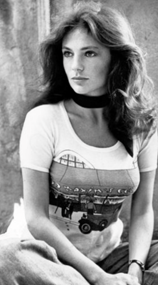 Jacqueline Bisset-Pug (15)