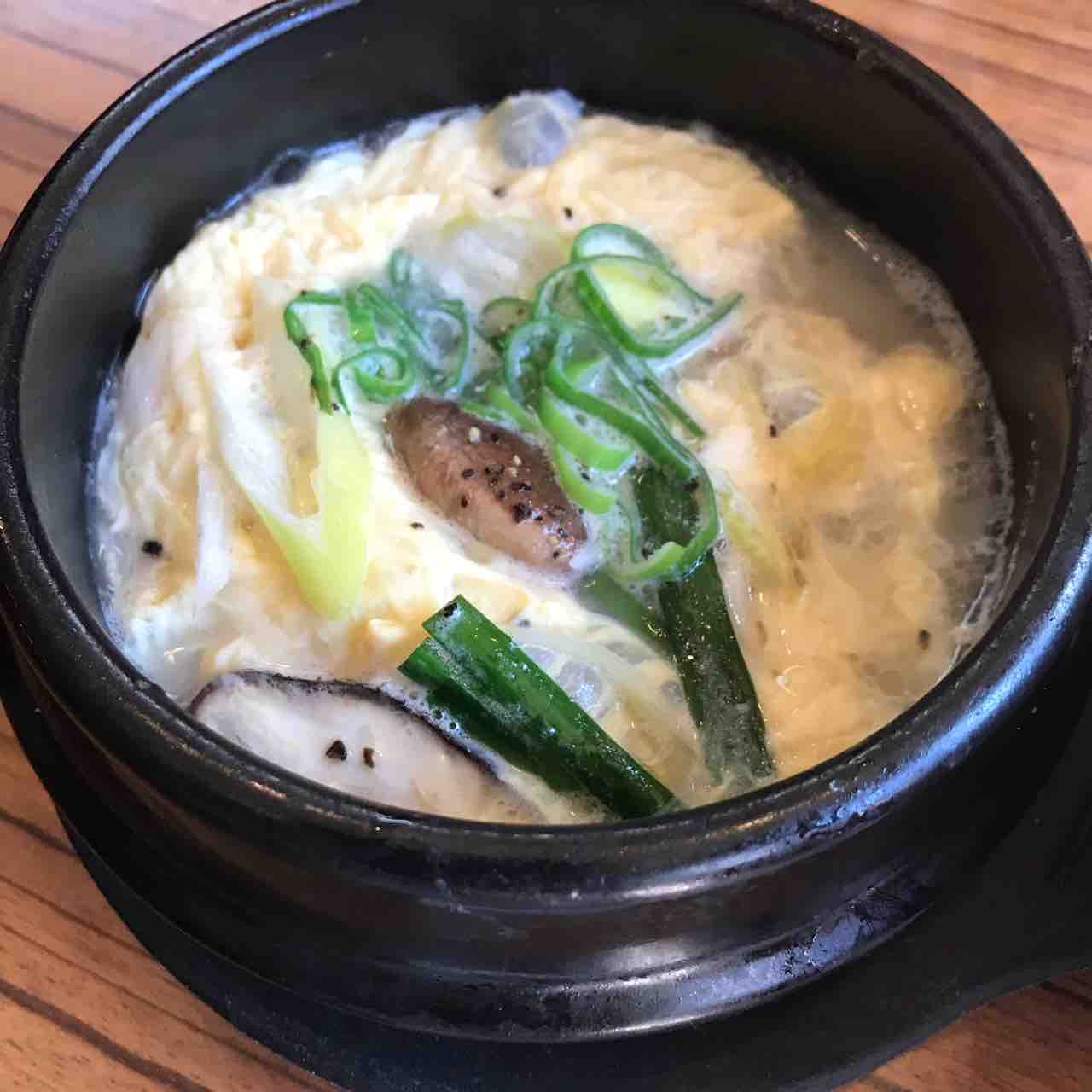 県庁前 韓国料理 神戸サムギョプサルでビビンバ食べ放題ランチ エゴマとパクチーのせ放題で興奮 食べたもの 買ったもの