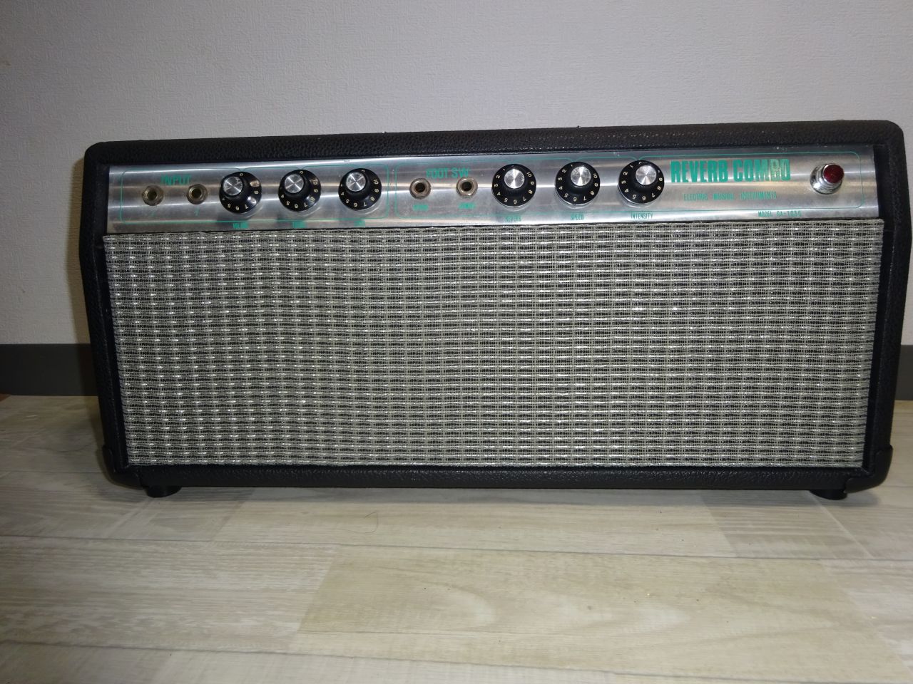 グヤトーン　GA-1030 ギターアンプ真空管 高額買取実施中!!】Guyatone/グヤ 真空管コンボ GA-1030 Reverb Combo