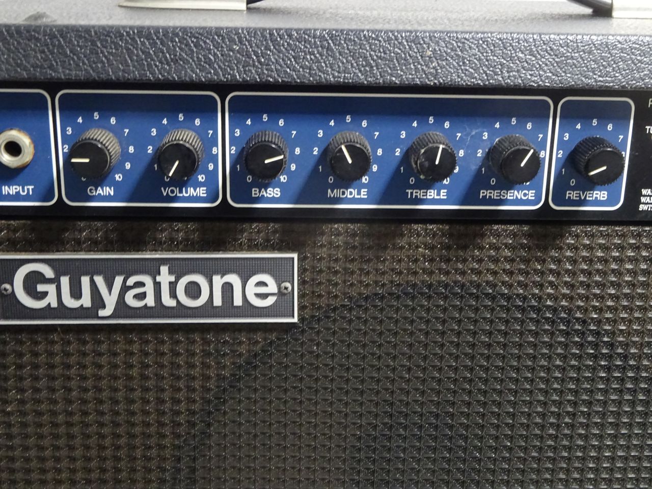 Guyatone FLIP 200FJ (GA-200FJ) (1) : 長田(猫舌)のblog