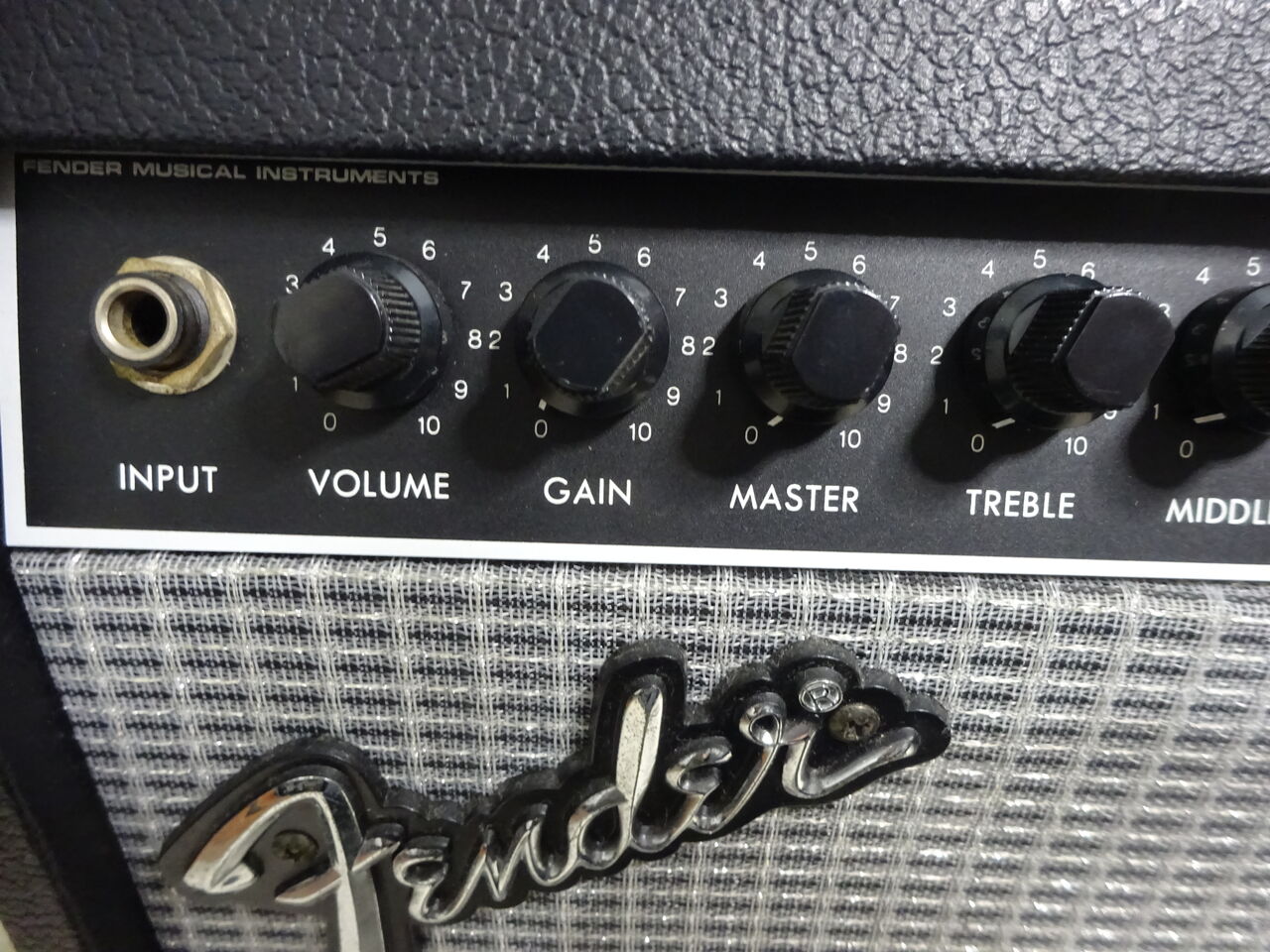 【10165】 Fender Japan Trad tube 10R 真空管 10165】 Fender Japan Trad tube 10R 真空管