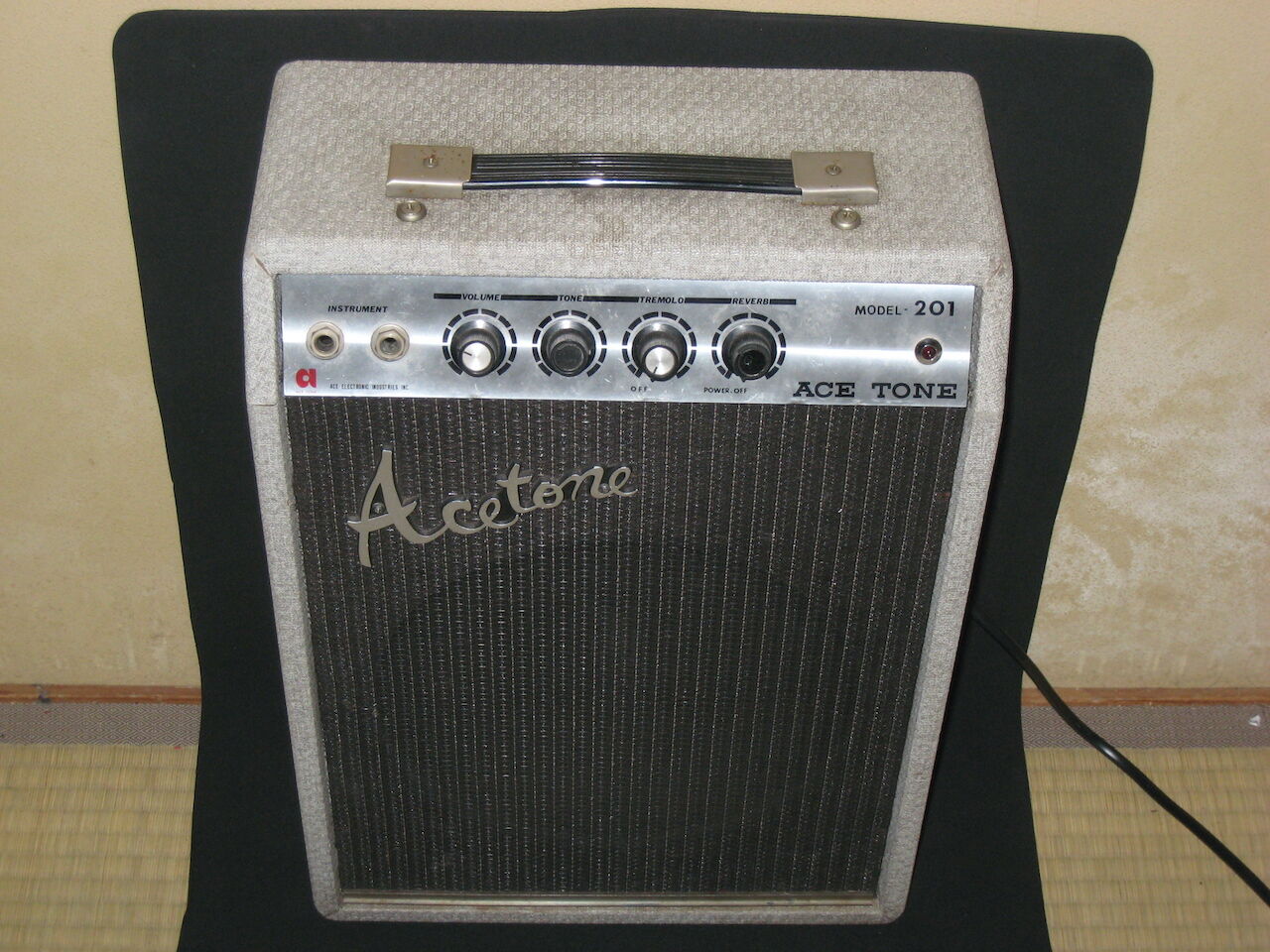 ACE TONE Model-201 (1) : 長田(猫舌)のblog ACE TONE Model-201 (1) : 長田(猫舌)のblog