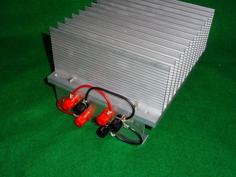 f884aea1-s.jpg