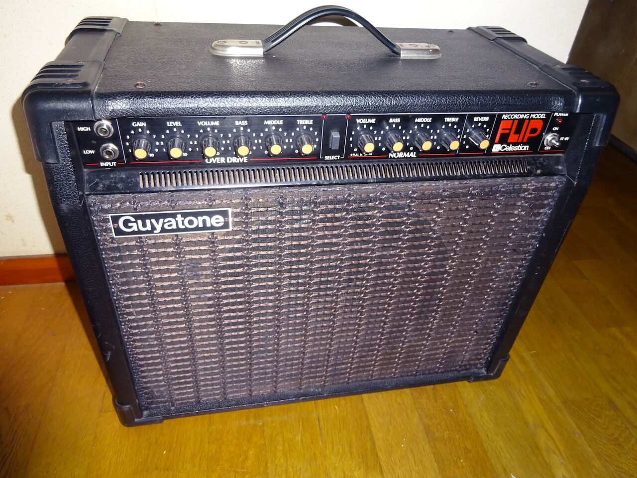 Guyatone FLIP-600FX (GA-600F) (1) : 長田(猫舌)のblog