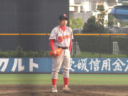 ブレス・半田投手