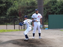 今井投手と新谷コーチ