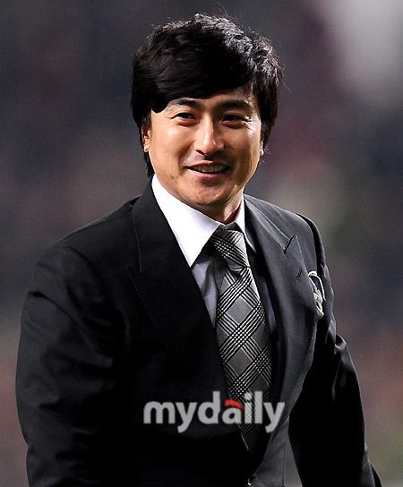 小ネタ イケメン アン ジョンファンの現役時代と今 肥えたな 蹴球なう サッカーまとめblog