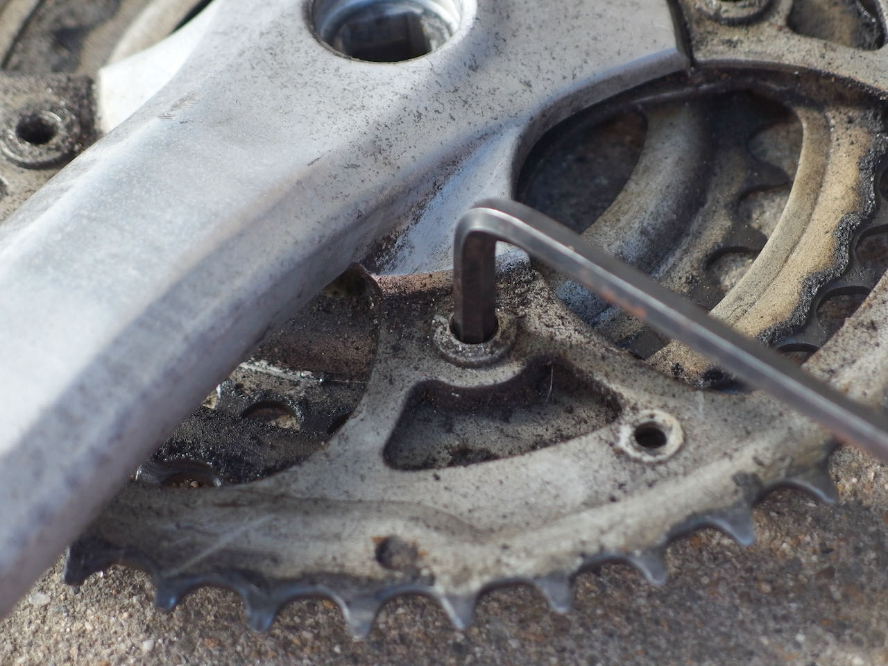 クロスバイクESCAPE R3のフロントシングル化(ありものパーツ編