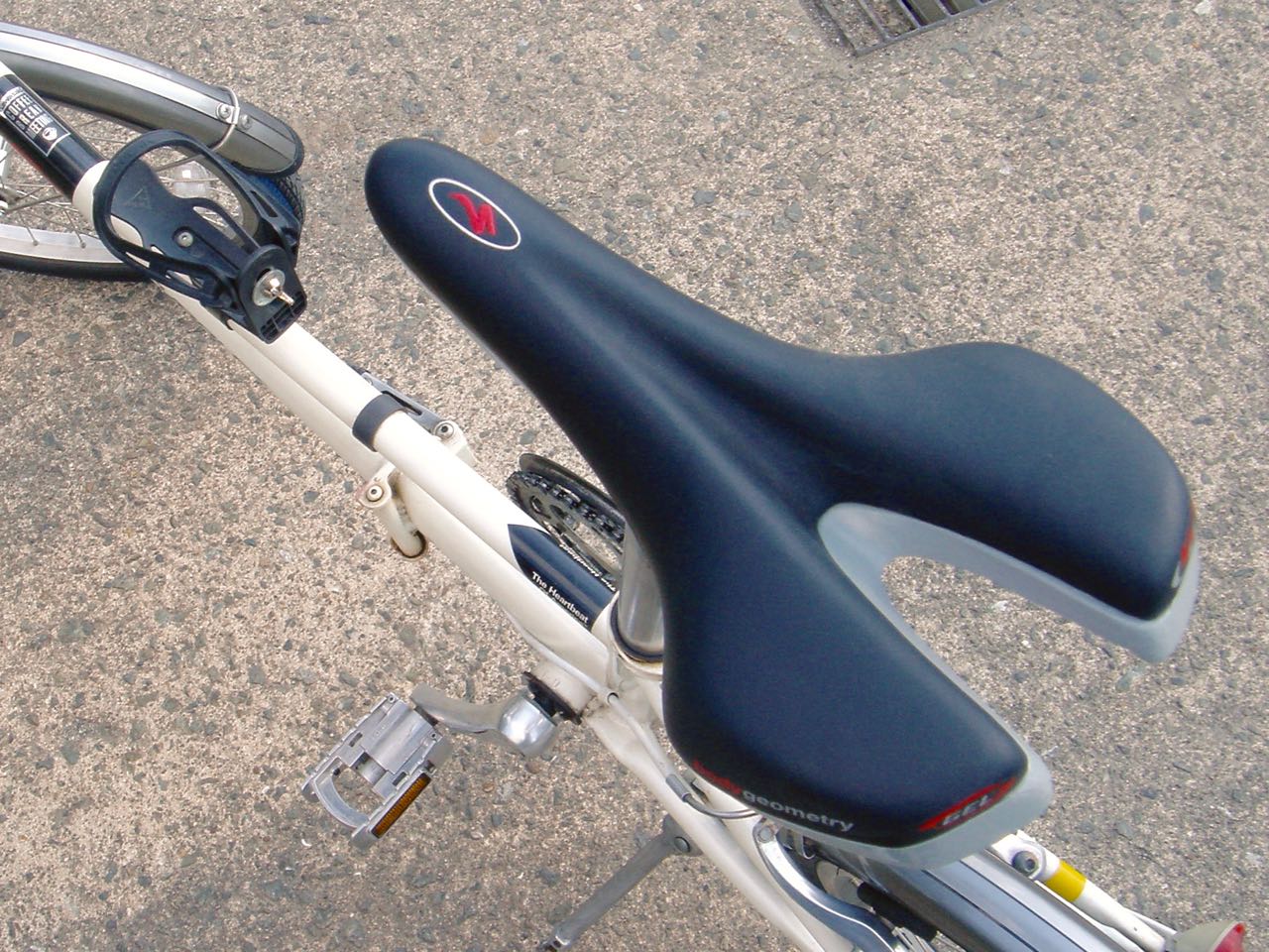 TREKレッド スポーツサイクル Xindaサドル Wellgoペダル TREKレッド スポーツサイクル Xindaサドル Wellgoペダル Amazon