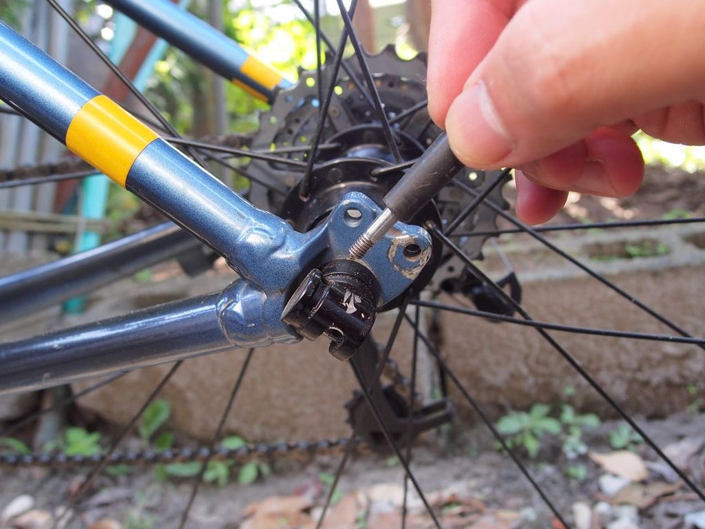 ESCAPE R3 ホイールの定期メンテナンス（その1） : kanetaの気ままな日々