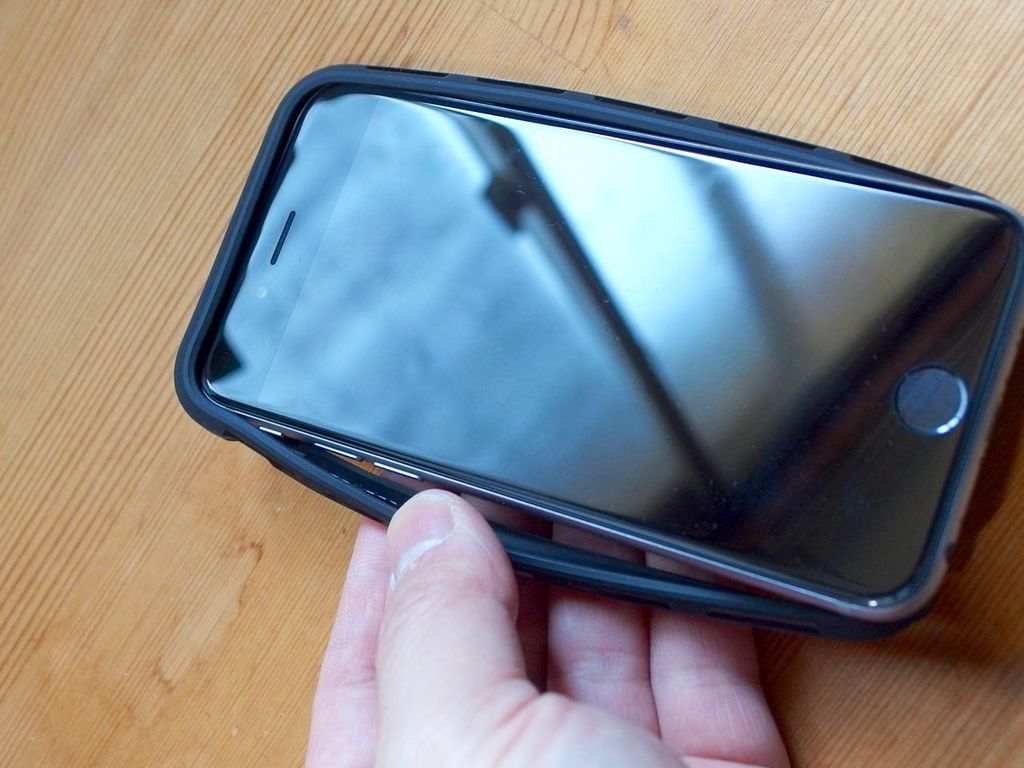 iPhone6sの画面割れとその後の顛末 : kanetaの気ままな日々
