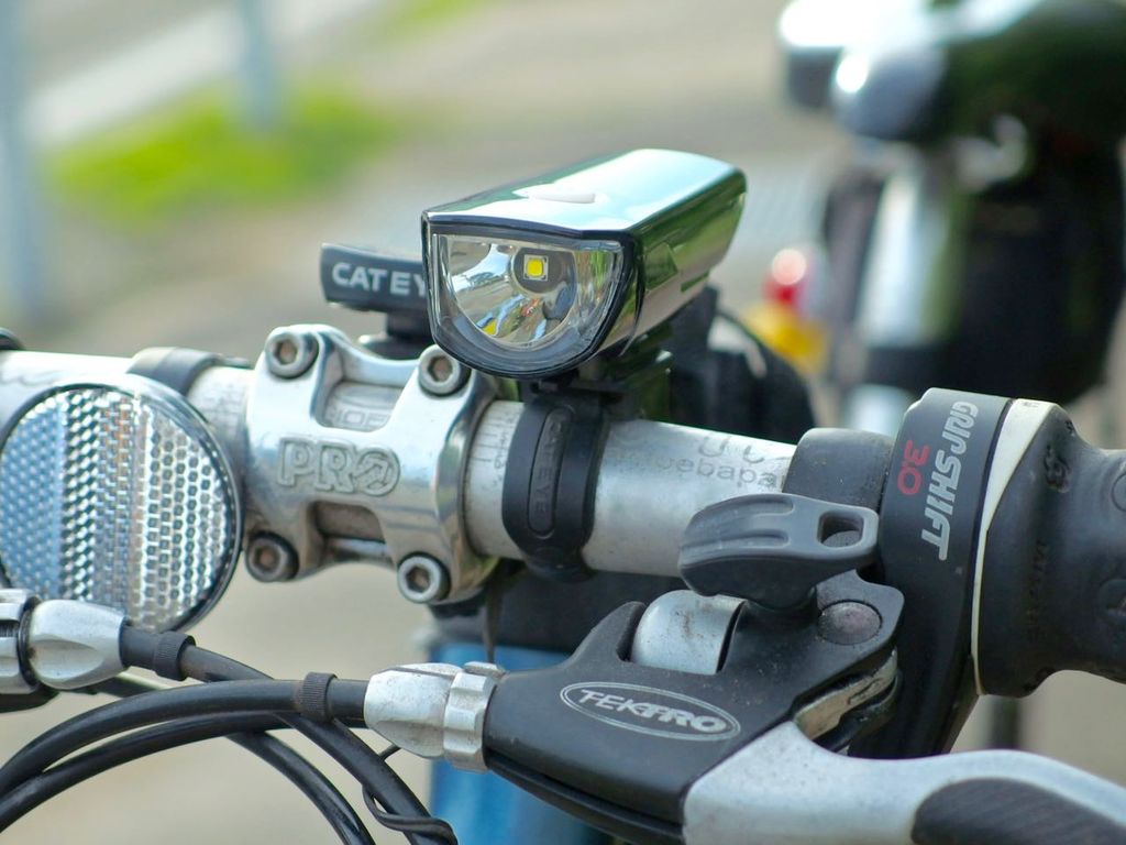 CATEYE　フロントライト　HL-EL540　ベル付き CATEYE HL-EL540 自転車 ヘッドライト ECONOM FORCE CATEYE 「キャット