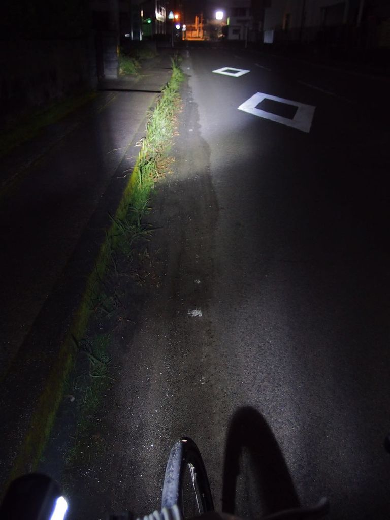 充電式ライト キャットアイ Volt400 を買ってみた 気まチャリblog 充電式ライト キャットアイ Volt400 を買ってみた 気まチャリblog