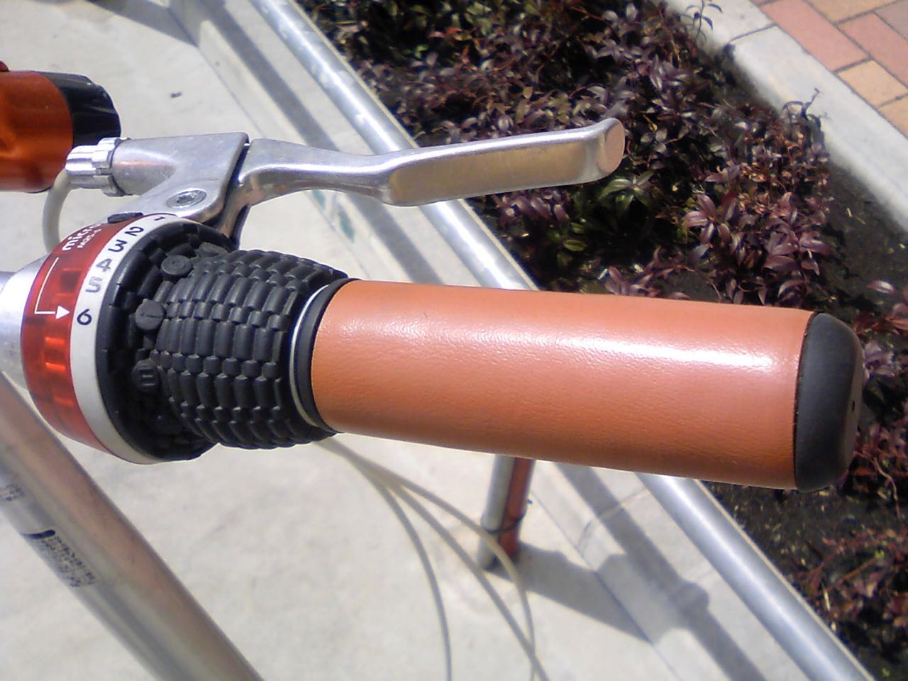 変速操作をグリップ式からサムシフト式に変更 気まチャリblog