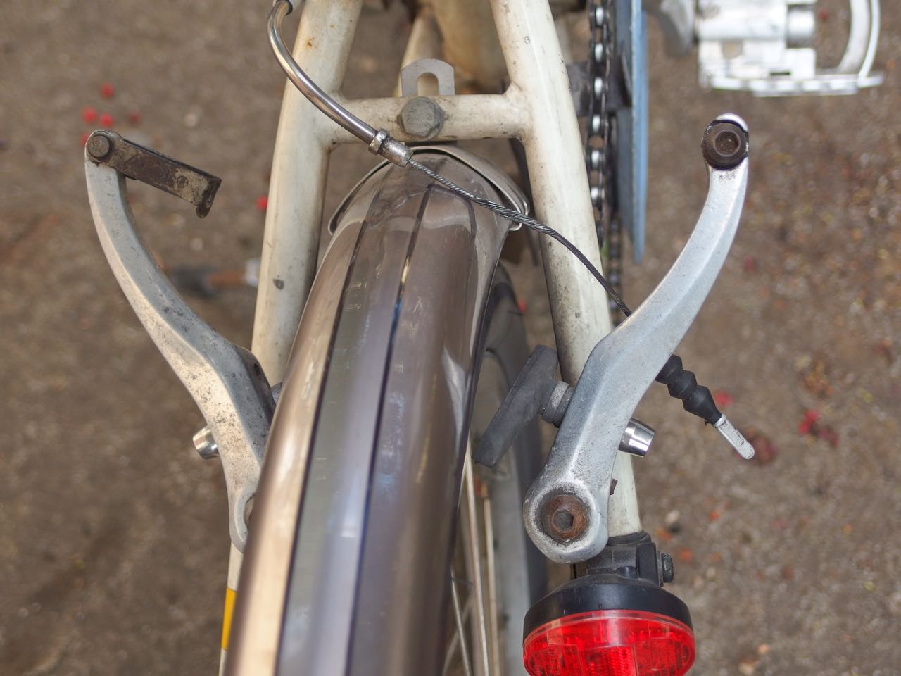 Fdb6 Vブレーキをシマノdeoreに交換 気まチャリblog Fdb6 Vブレーキをシマノdeoreに交換 気まチャリblog
