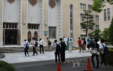 1a46cc276103a43adeca1935e4006d6d