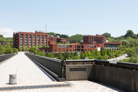 金沢大学